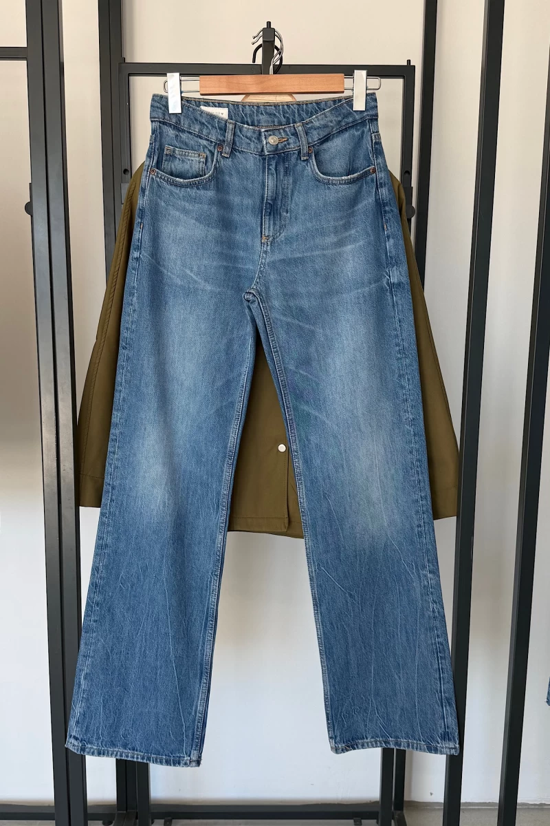 1009-full-length-jean-mavi-21003688-sw1400sh2100.webp