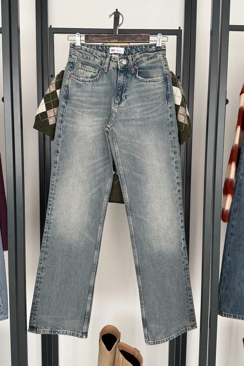1018-yuksek-bel-straight-jean-tintli-34387538-sw1400sh2100.webp