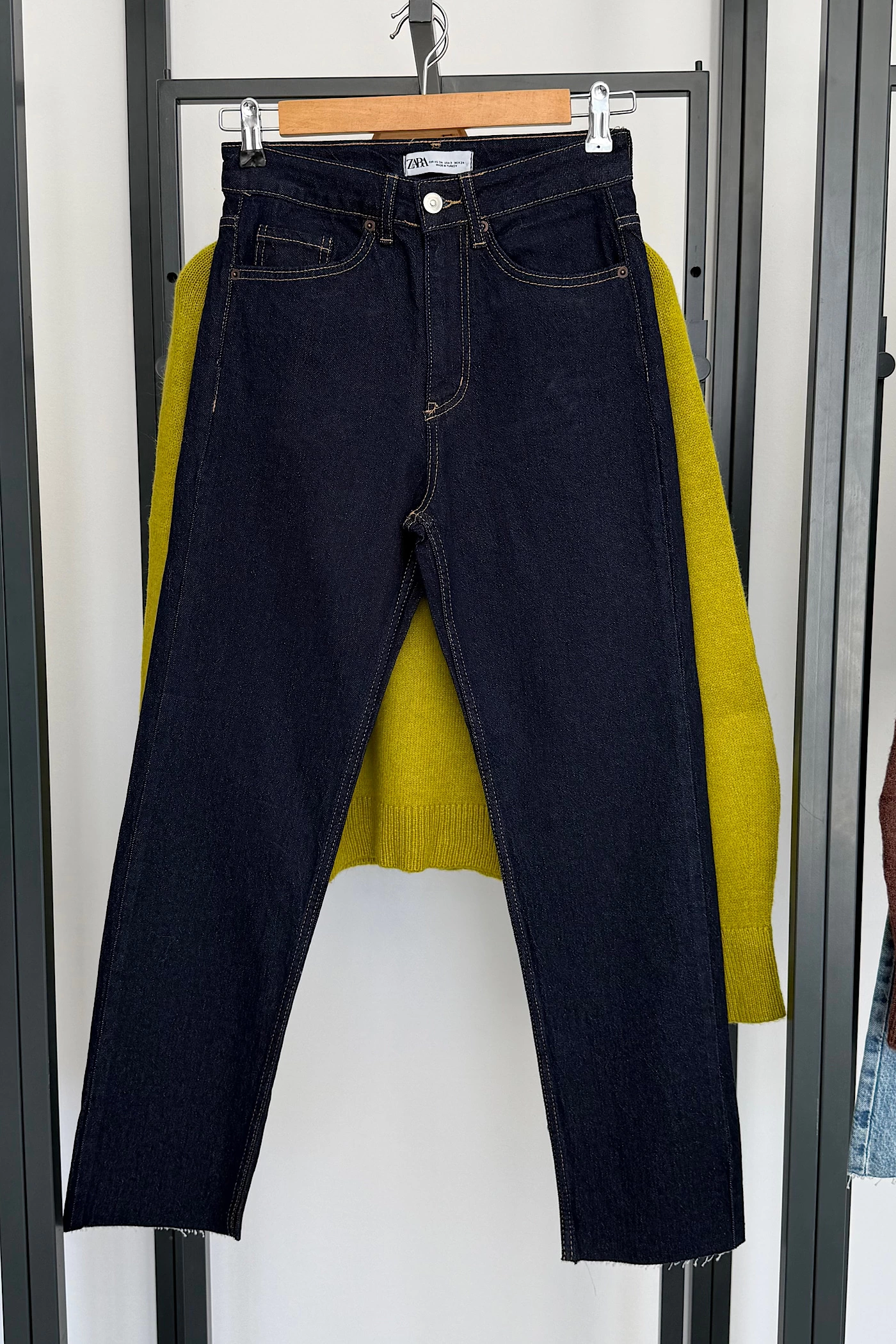 boyfit-kesik-jean-rins-yikama-89690627-sw1400sh2100.png