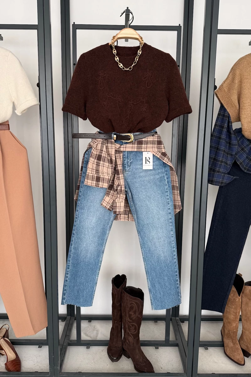 boyfit-kesik-paca-jean-mavi-77010958-sw1400sh2100.webp